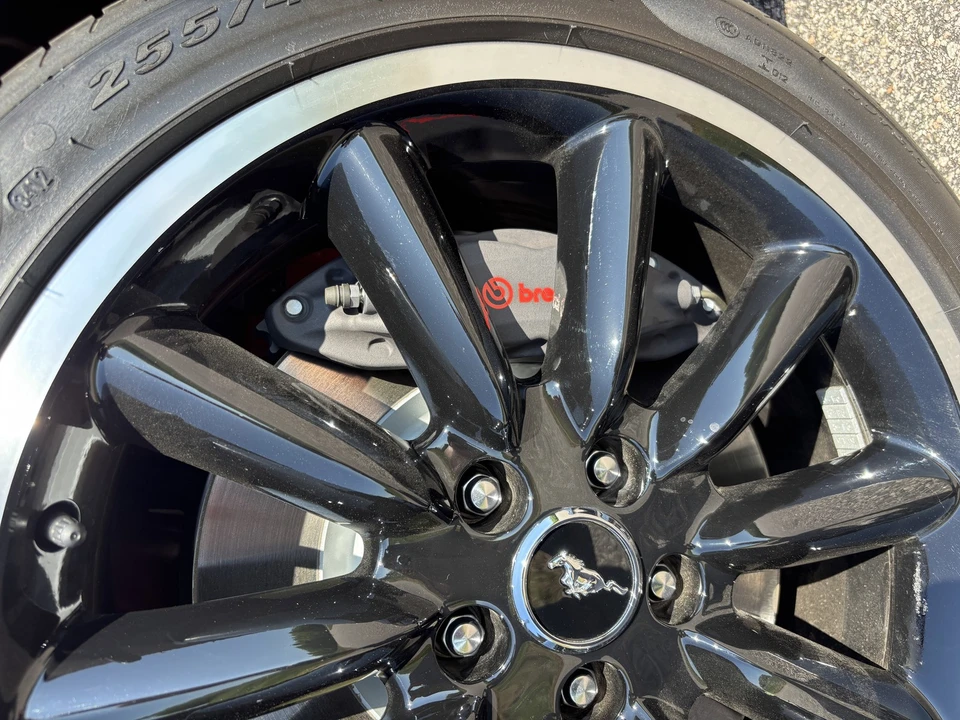 2013 Ford S197 Mustang Boss 302 - Image 19 of 28
