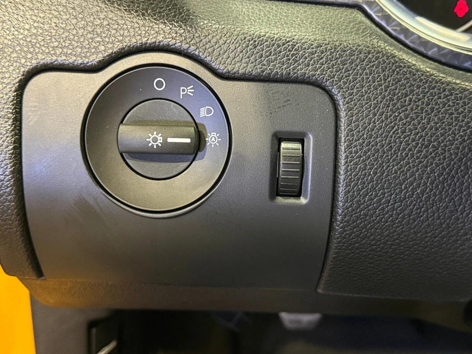 2013 Ford S197 Mustang - Image 6 of 14