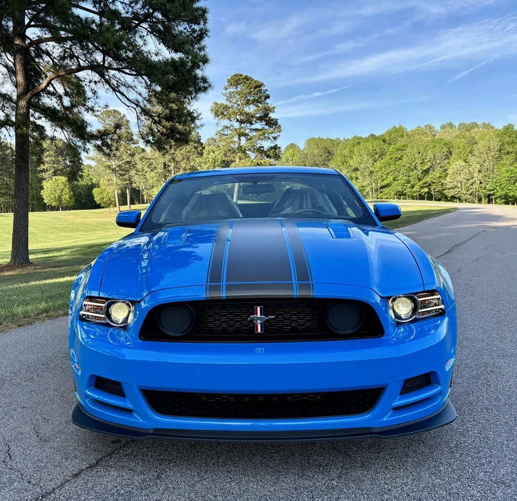 2013 Ford S197 Mustang Boss 302 - Image 3 of 31