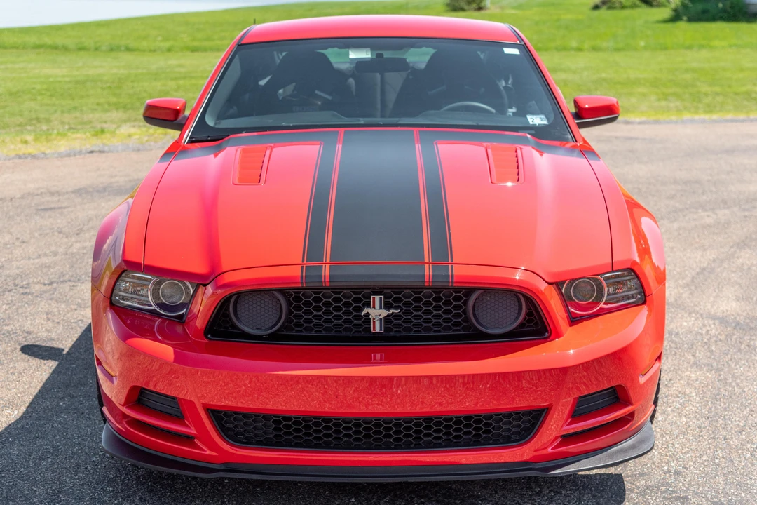 2013 Ford S197 Mustang Boss 302 - Image 2 of 31