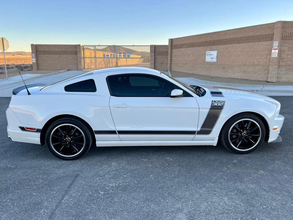 2013 Ford S197 Mustang Boss 302 - Image 14 of 31