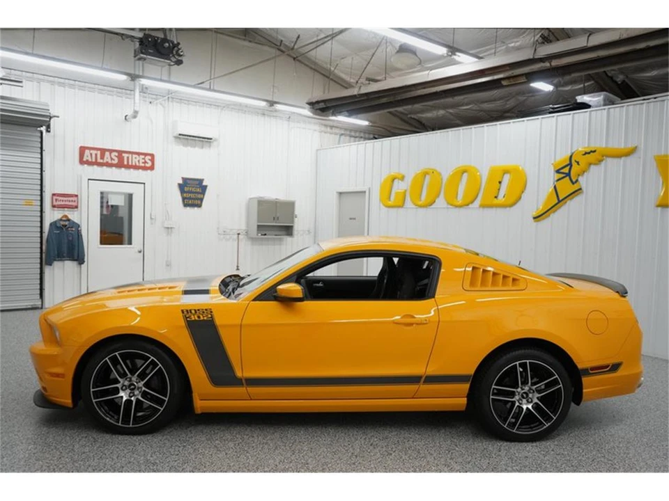 2013 Ford S197 Mustang Boss 302 - Image 5 of 31