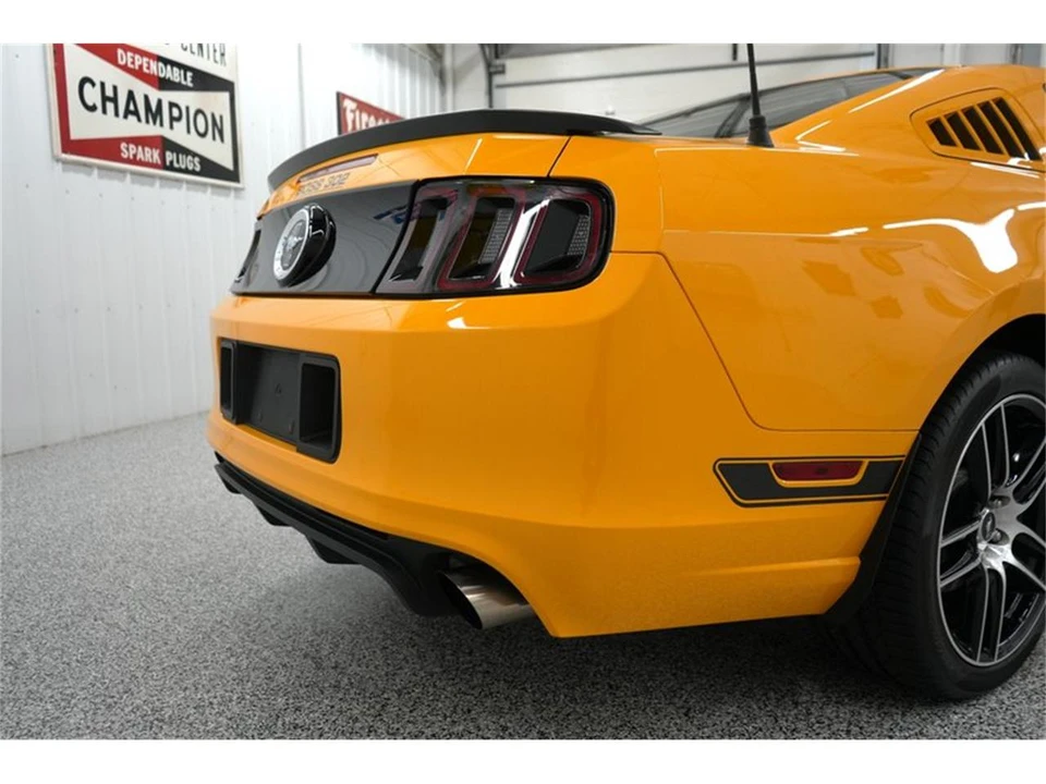 2013 Ford S197 Mustang Boss 302 - Image 13 of 31