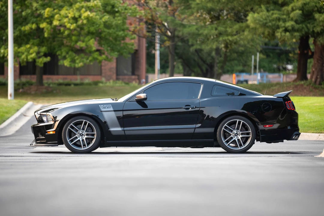 2013 Ford S197 Mustang Boss 302 - Image 5 of 31