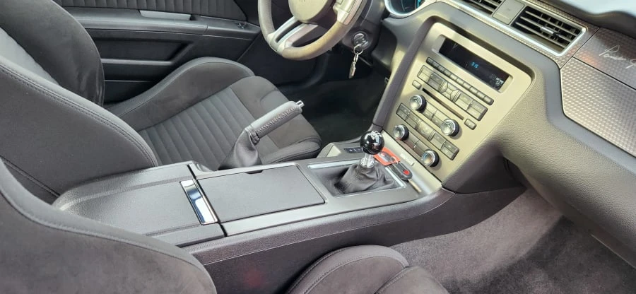 2013 Ford S197 Mustang - Image 16 of 27