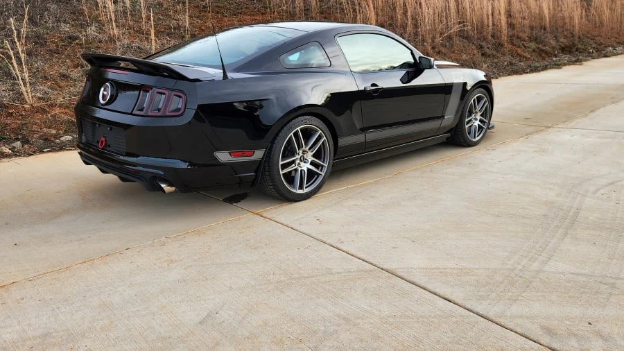 2013 Ford S197 Mustang - Image 10 of 27