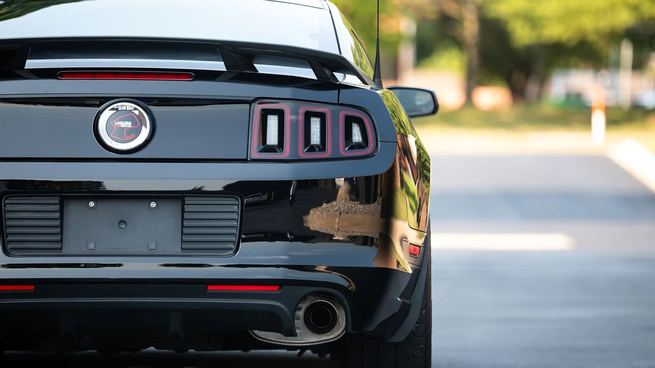 2013 Ford S197 Mustang Boss 302 - Image 27 of 31