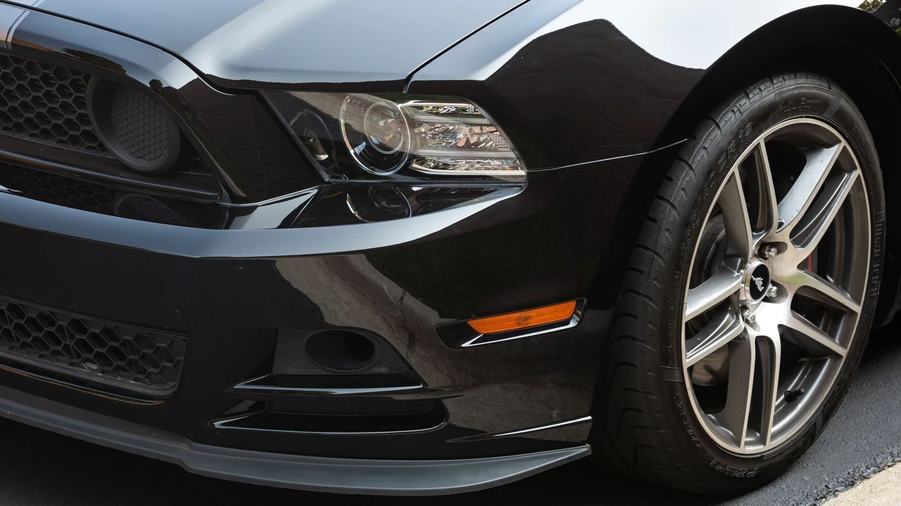 2013 Ford S197 Mustang Boss 302 - Image 19 of 31