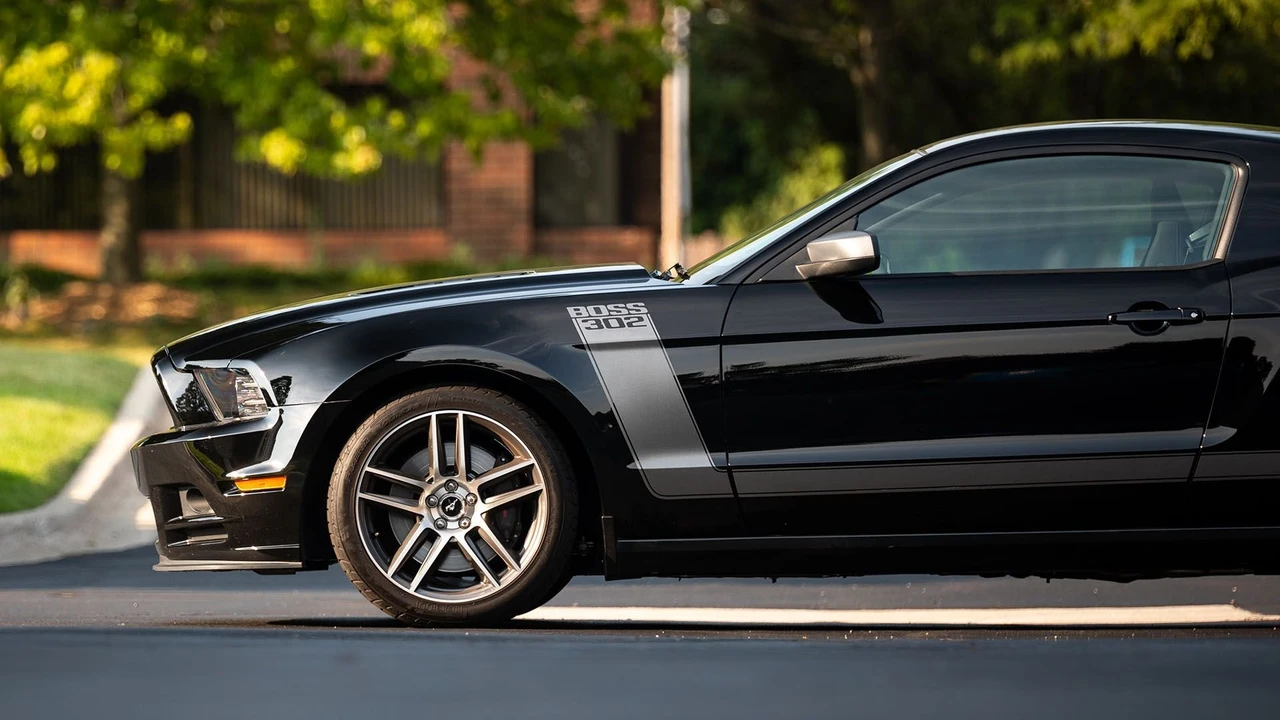 2013 Ford S197 Mustang Boss 302 - Image 18 of 31