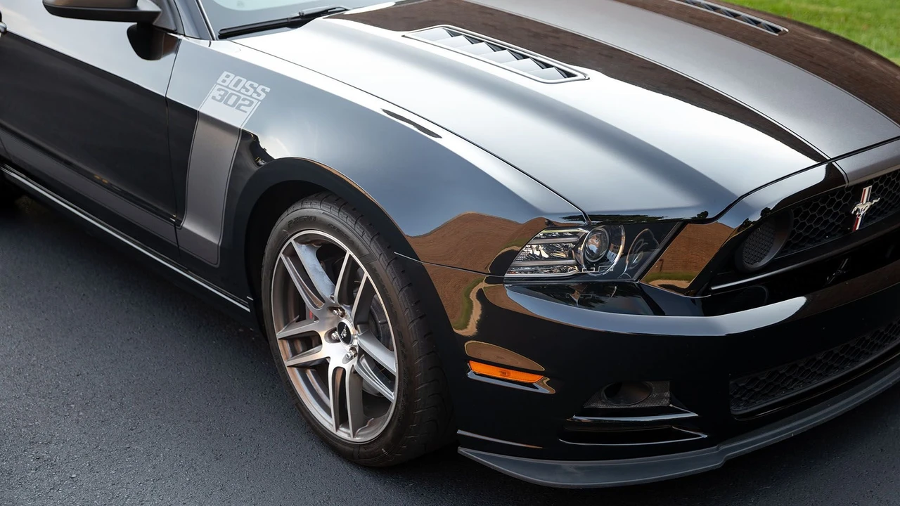 2013 Ford S197 Mustang Boss 302 - Image 22 of 31