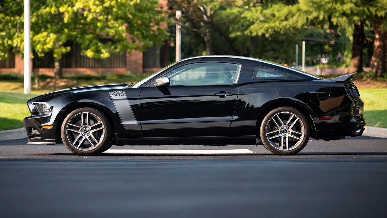 2013 Ford S197 Mustang Boss 302 - Image 12 of 31