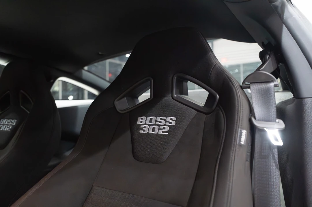 2013 Ford S197 Mustang - Image 10 of 21
