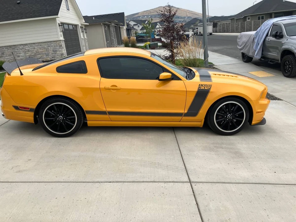 2013 Ford S197 Mustang Boss 302 - Image 2 of 10