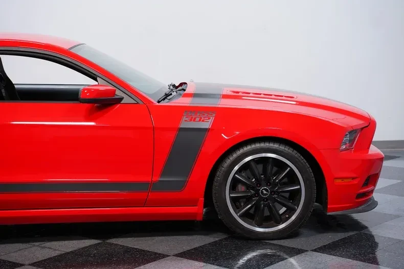 2013 Ford S197 Mustang Boss 302 - Image 26 of 31
