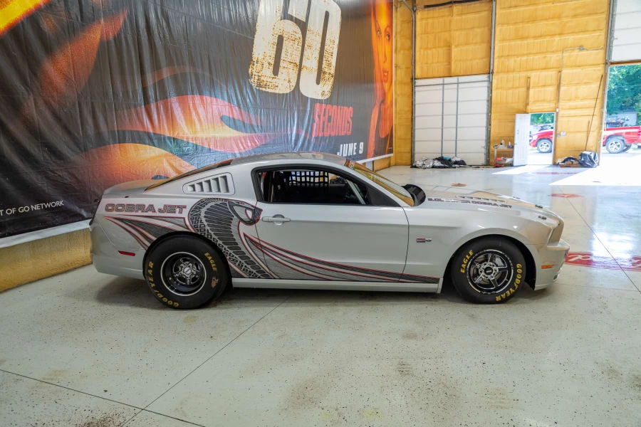 2013 Ford S197 Mustang - Image 2 of 24