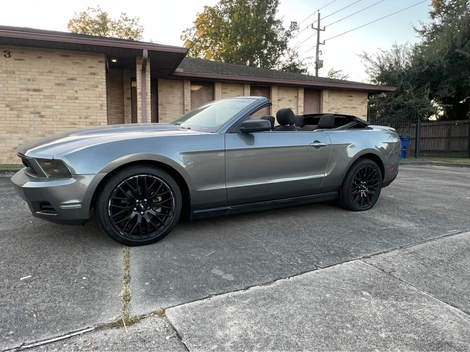 2013 Ford S197 Mustang - Image 9 of 14