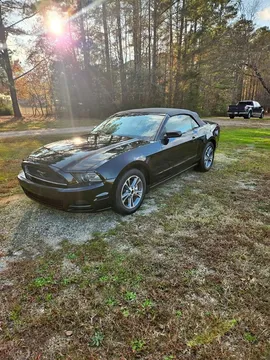 2013 Ford Mustang Convertible