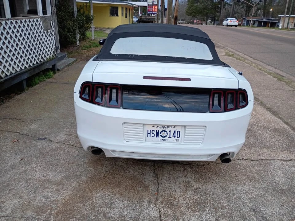 2013 Ford S197 Mustang - Image 3 of 3