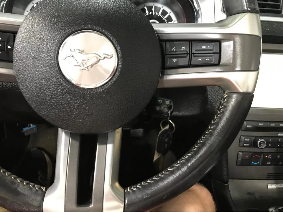 2013 Ford S197 Mustang - Image 13 of 19