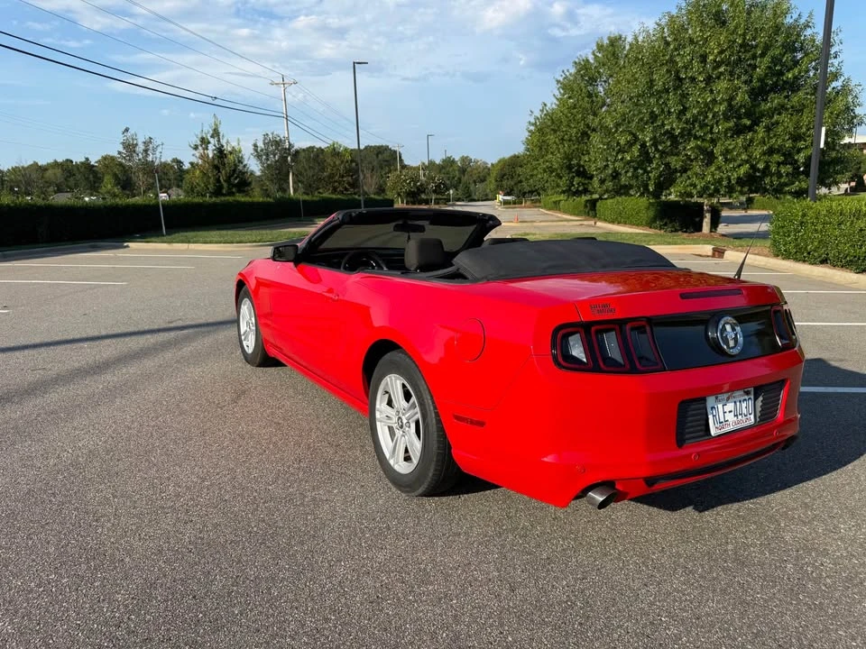 2013 Ford S197 Mustang - Image 3 of 10