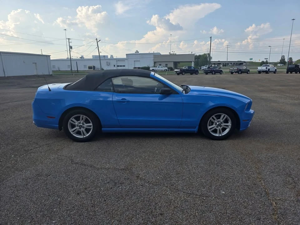 2013 Ford S197 Mustang - Image 3 of 6