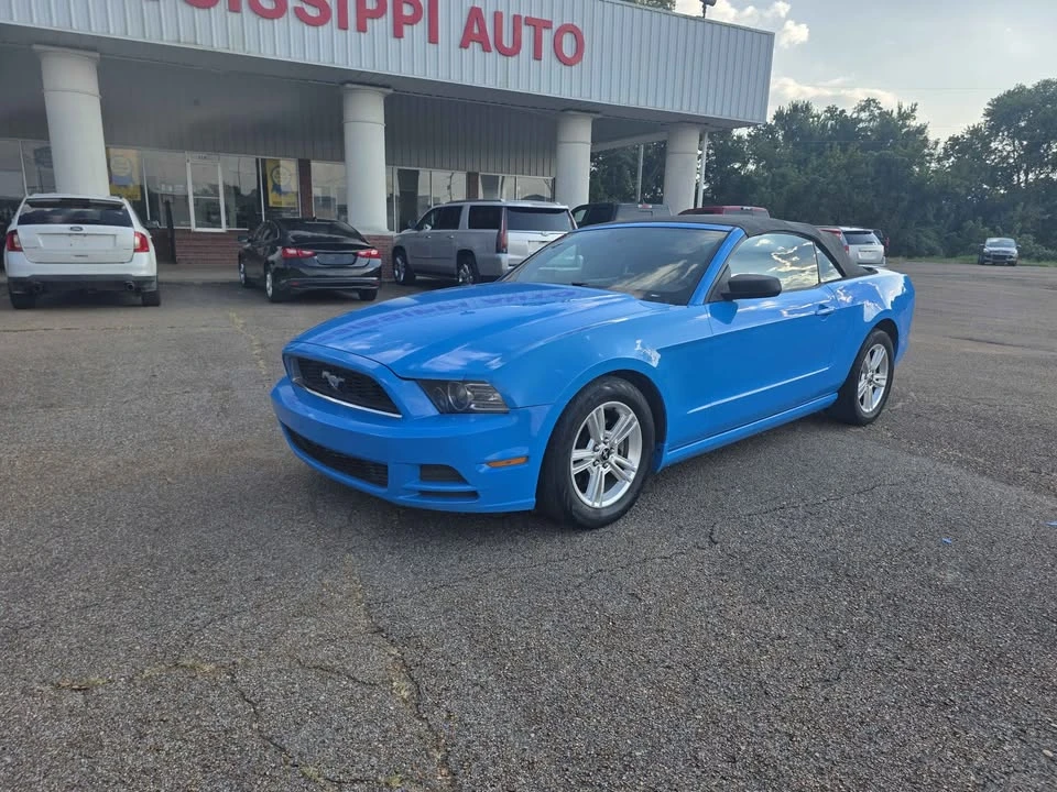 2013 Ford S197 Mustang - Image 2 of 6