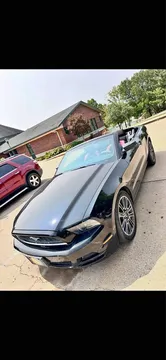 2013 Ford Mustang Convertible 2D