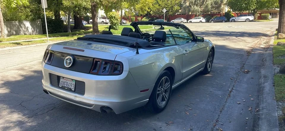2013 Ford S197 Mustang - Image 5 of 12