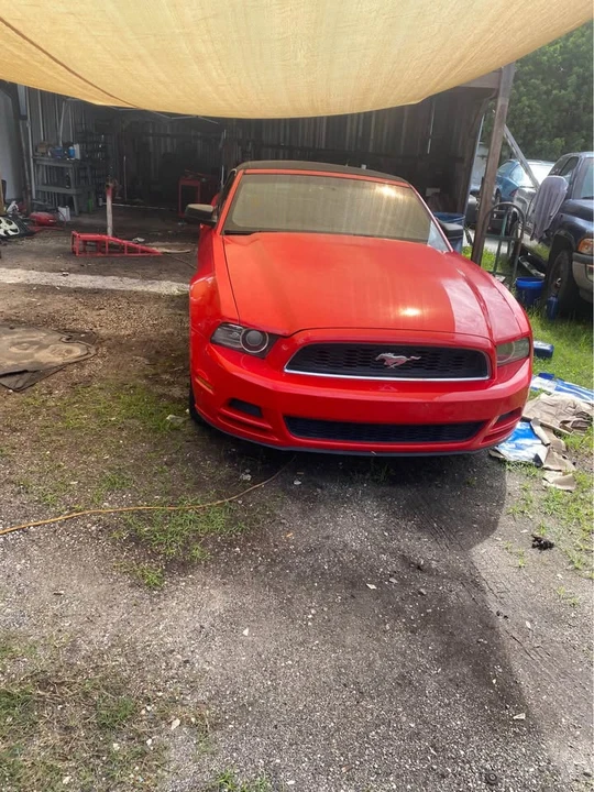 2013 Ford S197 Mustang - Image 8 of 12
