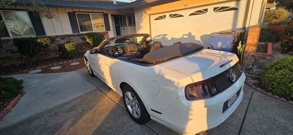 2013 Ford S197 Mustang - Image 3 of 10