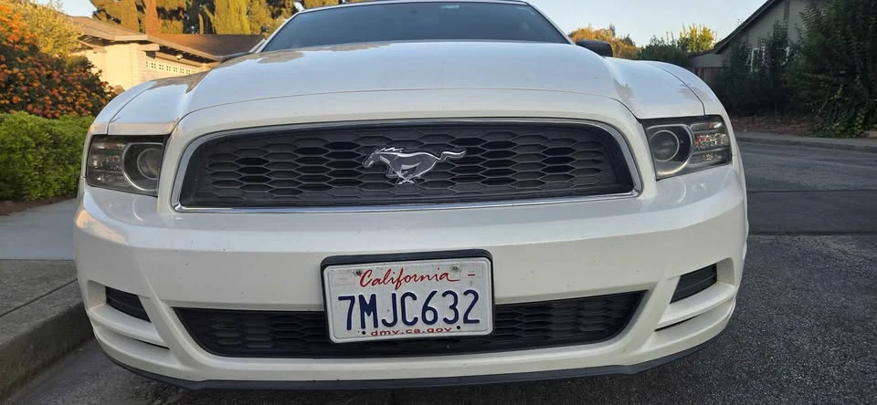 2013 Ford S197 Mustang - Image 2 of 10