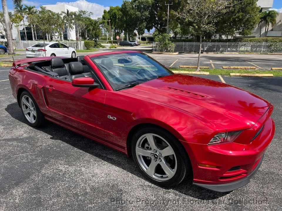 2013 Ford S197 Mustang - Image 2 of 12