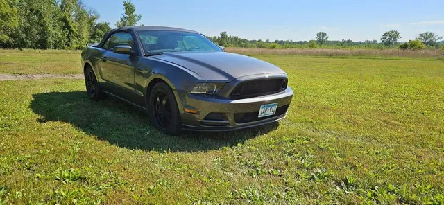 2013 Ford Mustang Convertible+