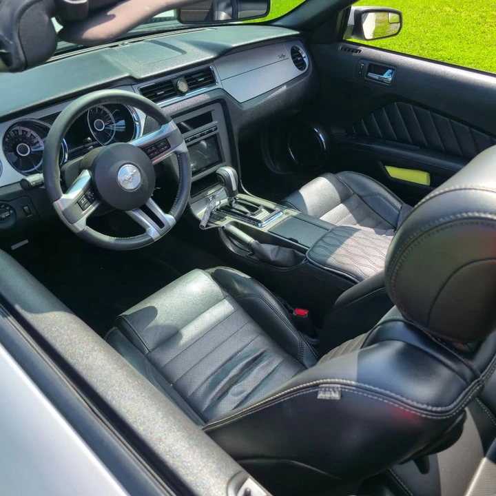 2013 Ford S197 Mustang - Image 7 of 20