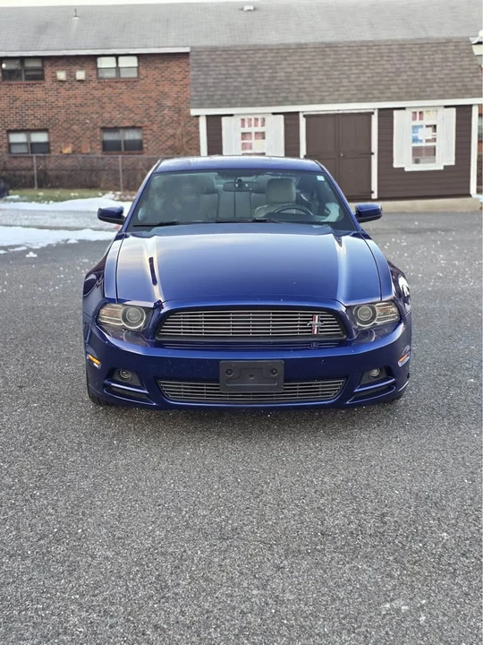 2013 Ford S197 Mustang - Image 2 of 11