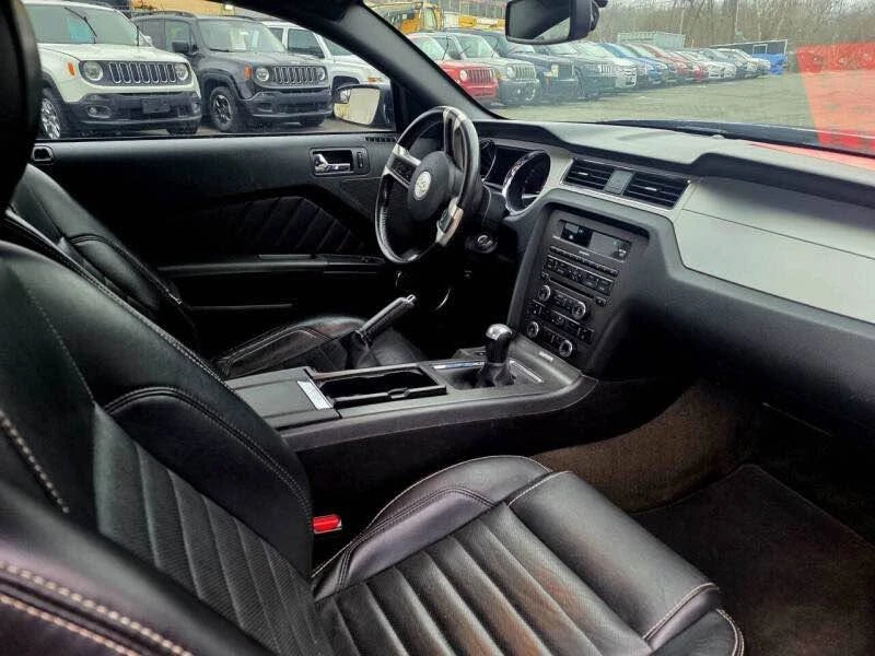 2013 Ford S197 Mustang - Image 6 of 9