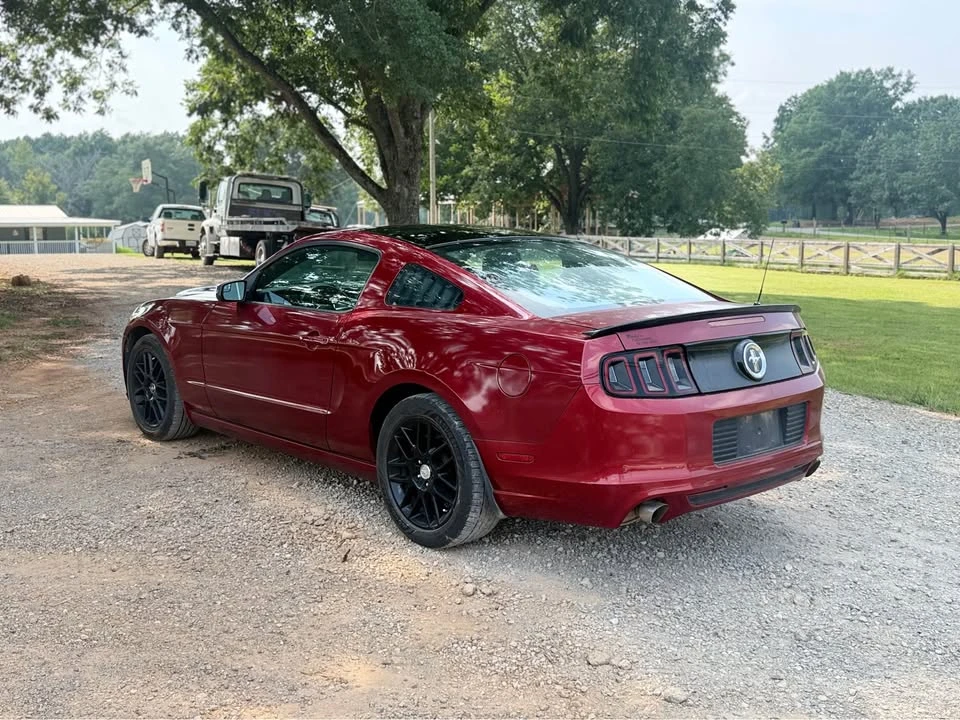 2013 Ford S197 Mustang - Image 4 of 6