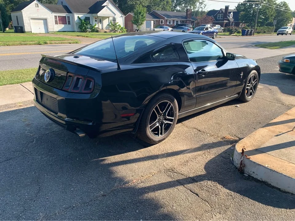 2013 Ford S197 Mustang - Image 3 of 5