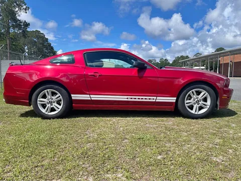 2013 Ford Mustang Coupe 2D