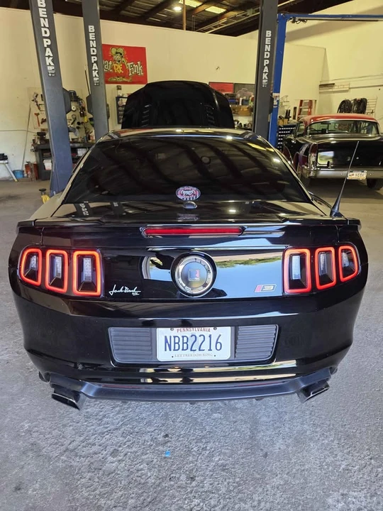 2013 Ford S197 Mustang - Image 7 of 9
