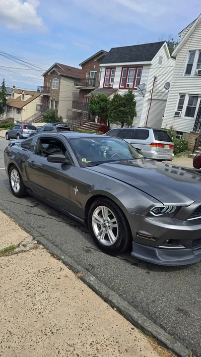 2013 Ford S197 Mustang - Image 3 of 9