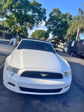 2013 Ford Mustang Coupe 2D
