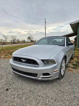 2013 Ford Mustang Coupe 2D