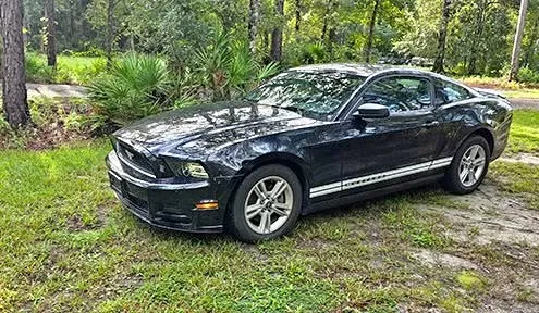 2013 Ford Mustang V6 Coupe