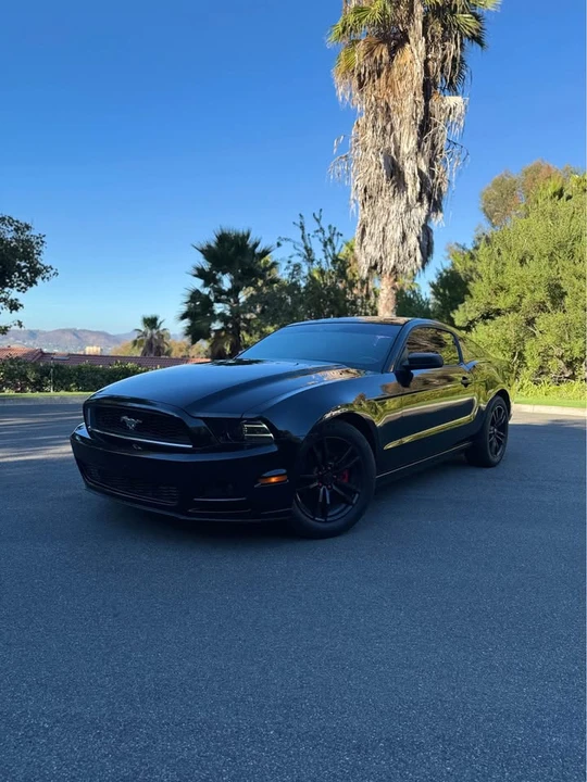 2013 Ford S197 Mustang - Image 2 of 19