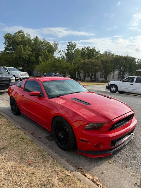 2013 Ford S197 Mustang - Image 2 of 6