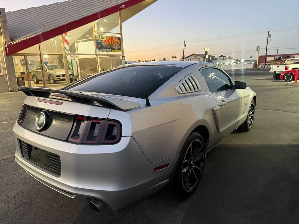 2013 Ford S197 Mustang - Image 7 of 11