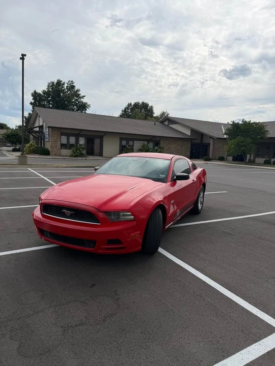 2013 Ford S197 Mustang - Image 4 of 14