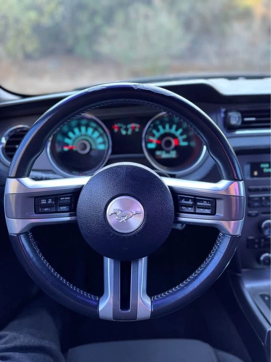 2013 Ford S197 Mustang - Image 13 of 18
