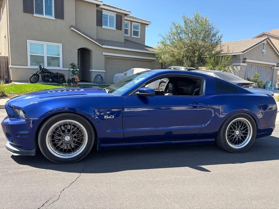 2013 Ford S197 Mustang - Image 3 of 9